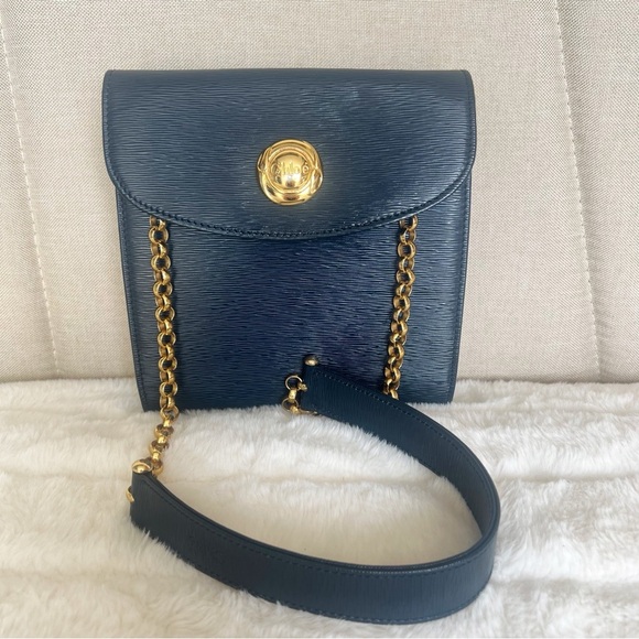 VINTAGE CHLOE Navy Blue Epi Leather Gold Chain Small Crossbody / Clutch - Picture 6 of 16